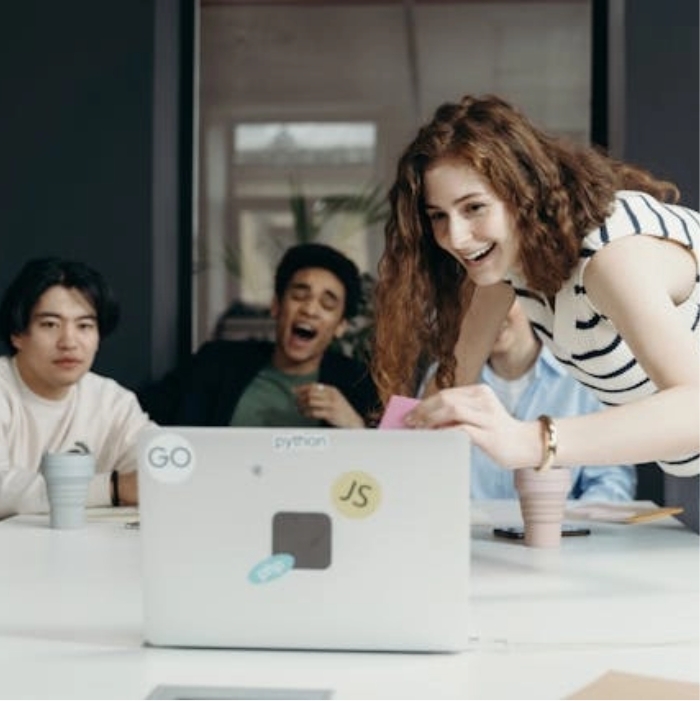Samenwerking met projectbeheer- en ondersteuningssysteem